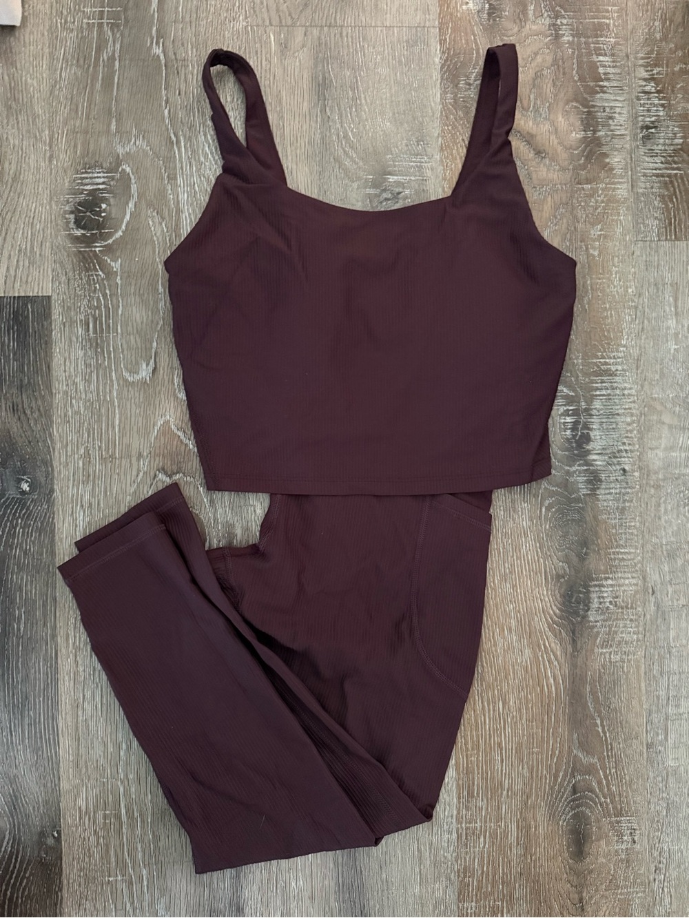 Old Navy Ribbed Crop Tank & High-Waist Pocket Leggings - Burgundy